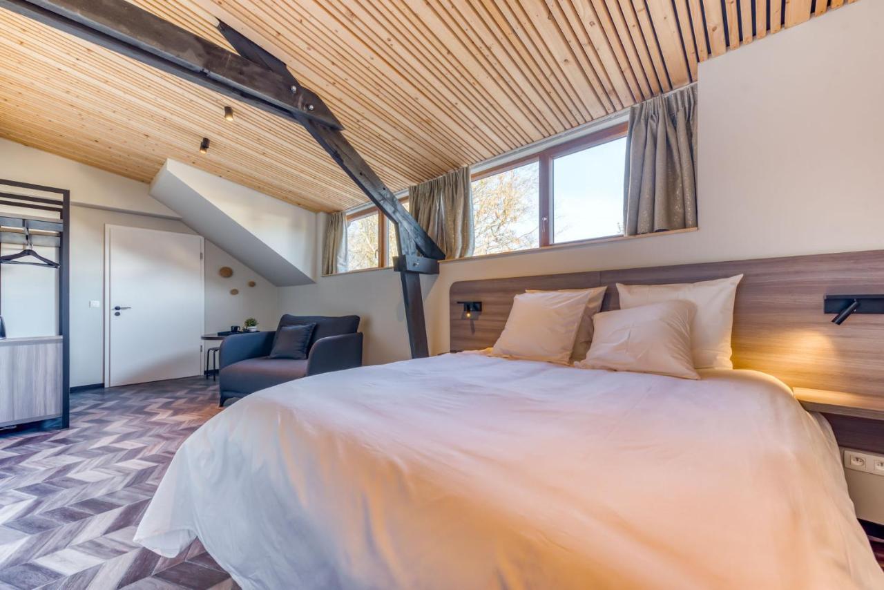Les Chambres Du Vieux Chateau Abbaye d'Orval 外观 照片